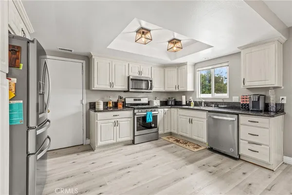 $1,009,999 | 3998 Bluff Street, Norco, CA 92860