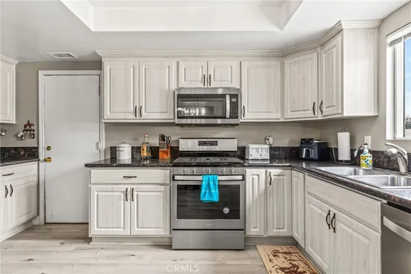 $1,009,999 | 3998 Bluff Street, Norco, CA 92860