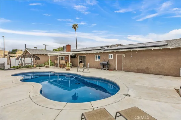 $1,009,999 | 3998 Bluff Street, Norco, CA 92860