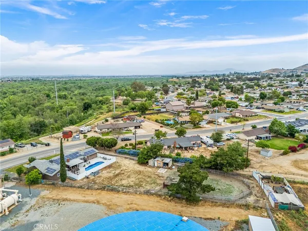 $1,009,999 | 3998 Bluff Street, Norco, CA 92860
