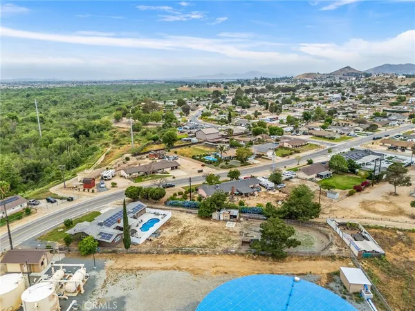$1,009,999 | 3998 Bluff Street, Norco, CA 92860