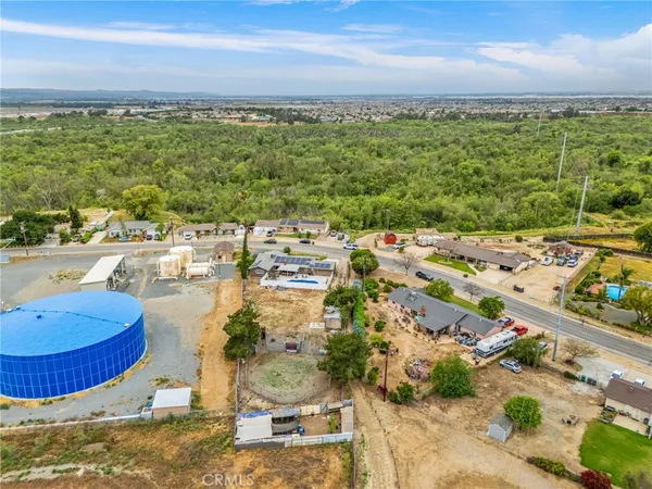 $1,009,999 | 3998 Bluff Street, Norco, CA 92860