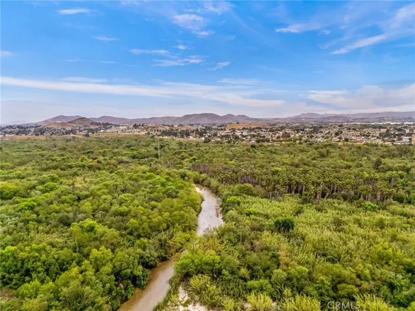 $1,009,999 | 3998 Bluff Street, Norco, CA 92860