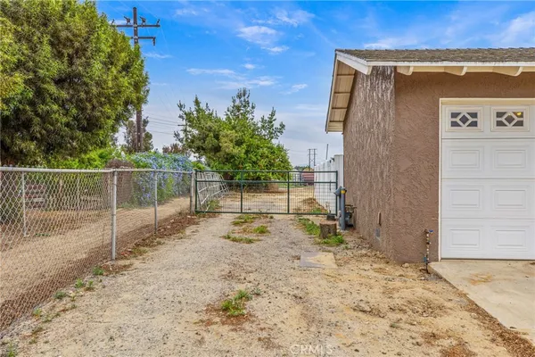 $1,009,999 | 3998 Bluff Street, Norco, CA 92860
