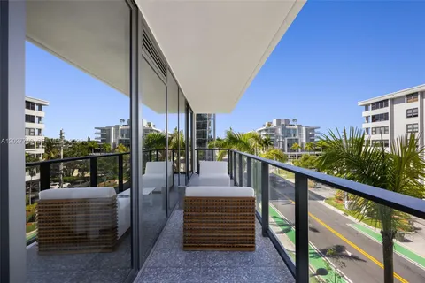 $3,650,000 | 1177 Kane Concourse, Unit 404, Bay Harbor Islands, FL 33154