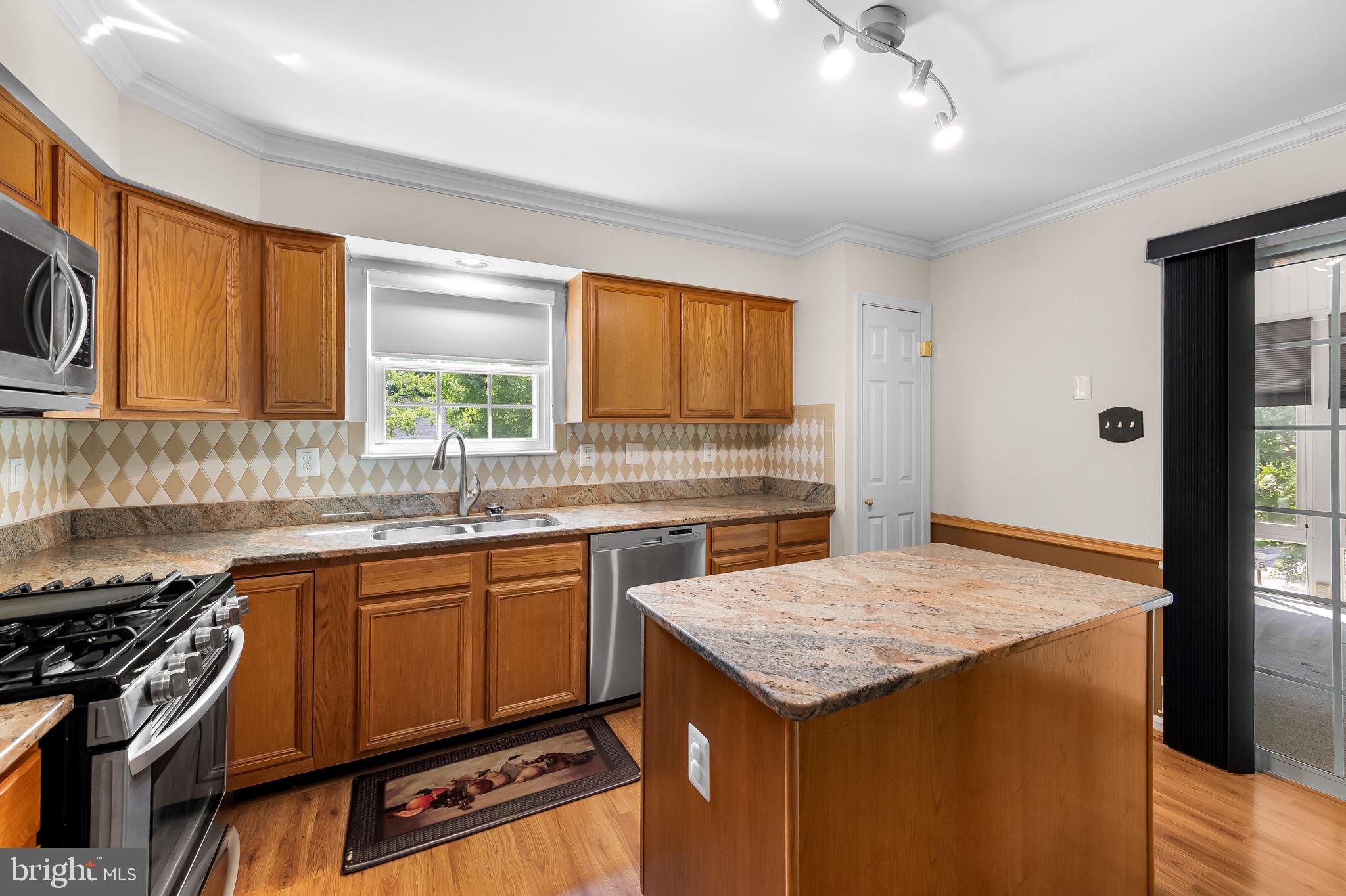 6242 Patuxent Quarter Road Hanover, MD 21076 - Photo 12 of 39