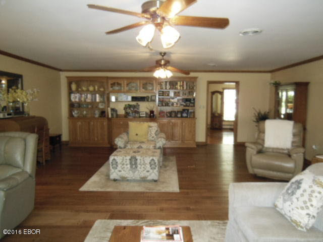 1020 North State Road Flora, IL 62839 - Photo 20 of 50 Gallery Image 20