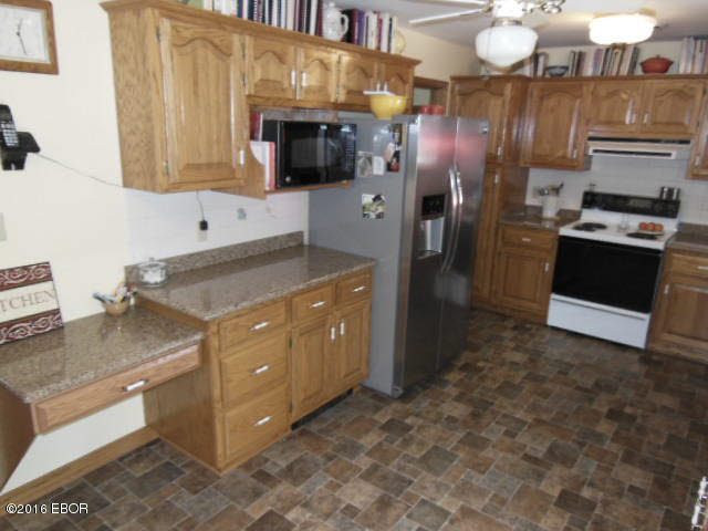 1020 North State Road Flora, IL 62839 - Photo 35 of 50 Gallery Image 35