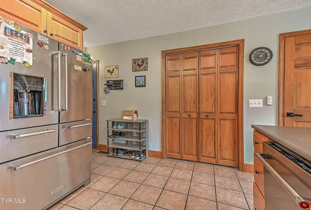 $270,000 | 426 Walt Drive, Lebanon, VA 24266