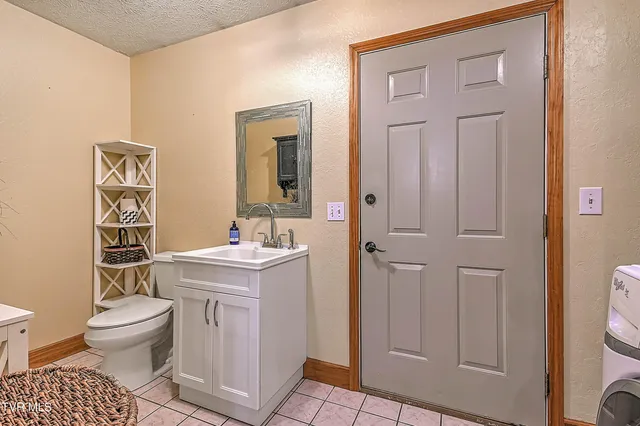 $270,000 | 426 Walt Drive, Lebanon, VA 24266