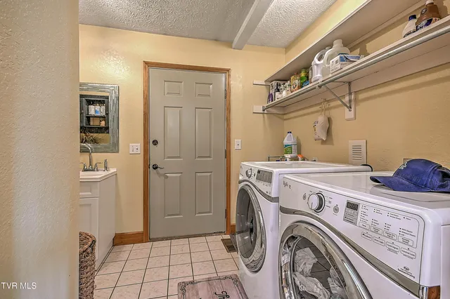 $270,000 | 426 Walt Drive, Lebanon, VA 24266