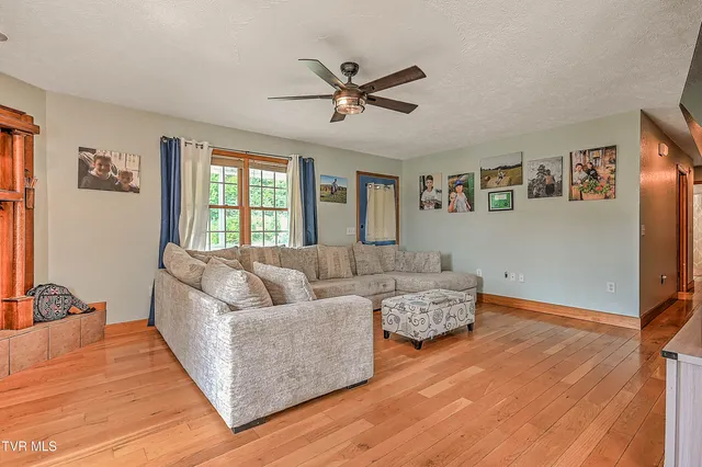 $270,000 | 426 Walt Drive, Lebanon, VA 24266