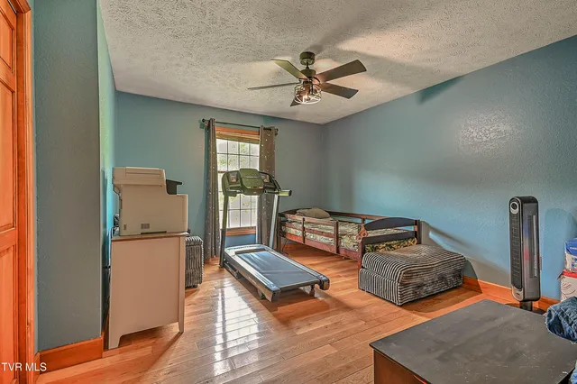 $270,000 | 426 Walt Drive, Lebanon, VA 24266