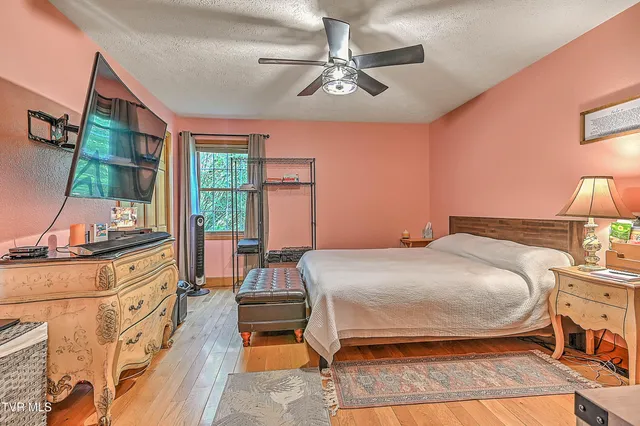 $270,000 | 426 Walt Drive, Lebanon, VA 24266