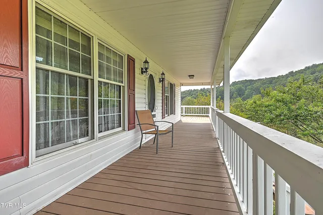 $270,000 | 426 Walt Drive, Lebanon, VA 24266