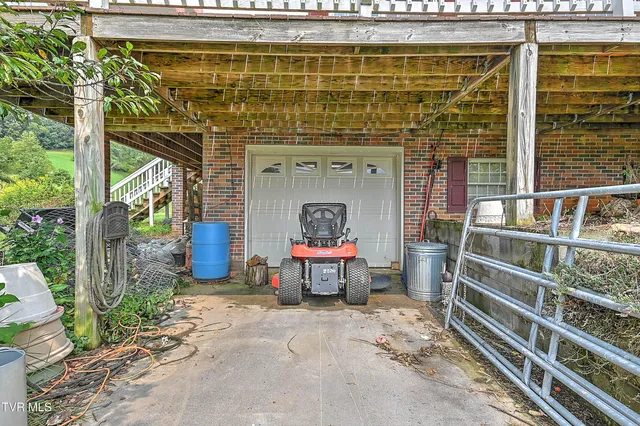 $270,000 | 426 Walt Drive, Lebanon, VA 24266