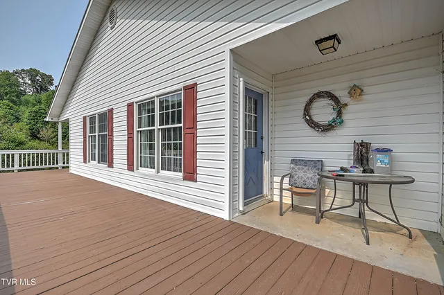 $270,000 | 426 Walt Drive, Lebanon, VA 24266