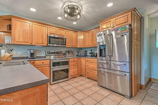 $270,000 | 426 Walt Drive, Lebanon, VA 24266