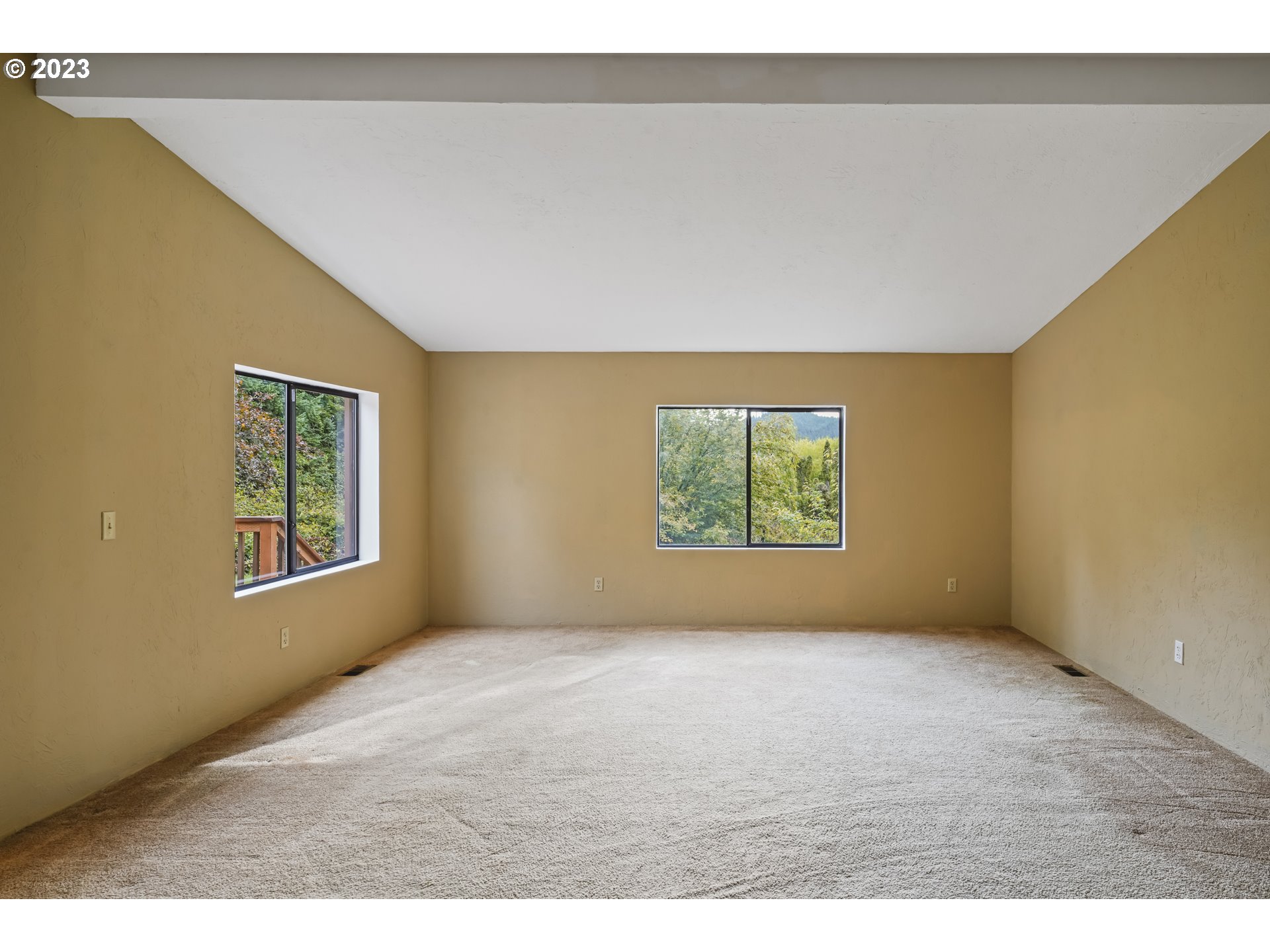 34091 Allen Road Cottage Grove, OR 97424 - Photo 3 of 43 Gallery Image 3