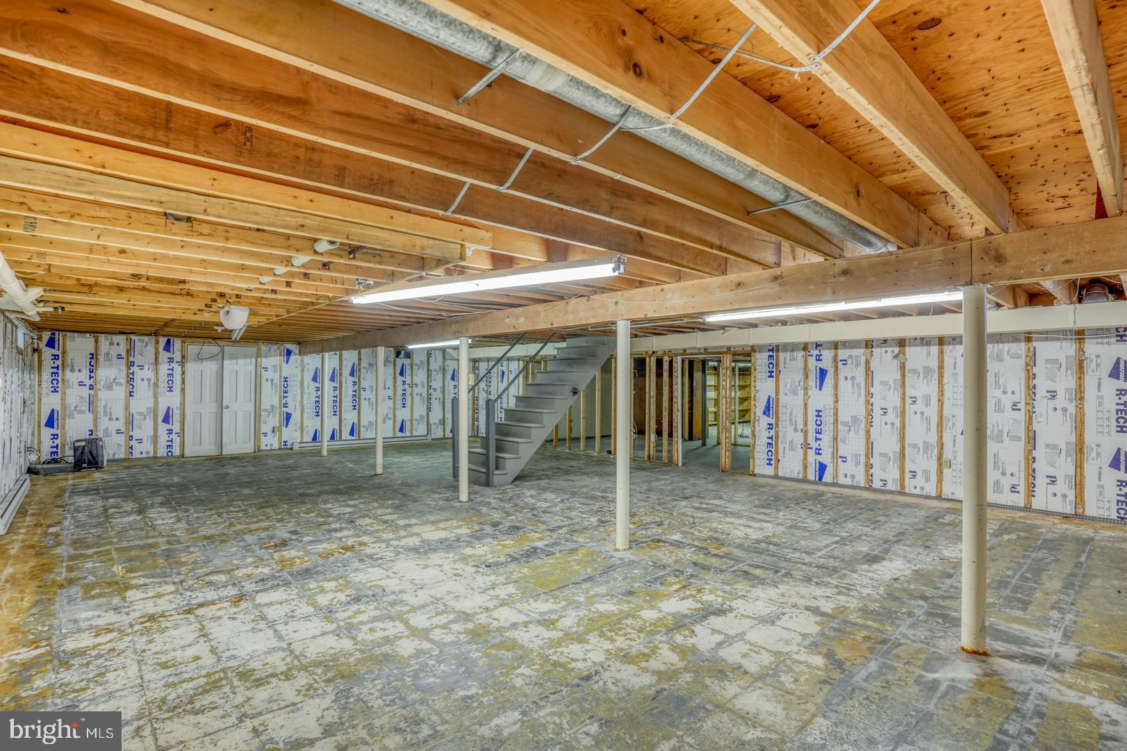 5 Winged Foot Road Dover, DE 19904 - Photo 39 of 54 27'x40' Basement