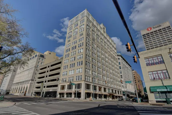 $249,900 | 66 Monroe Avenue, Unit 302, Memphis, TN 38103