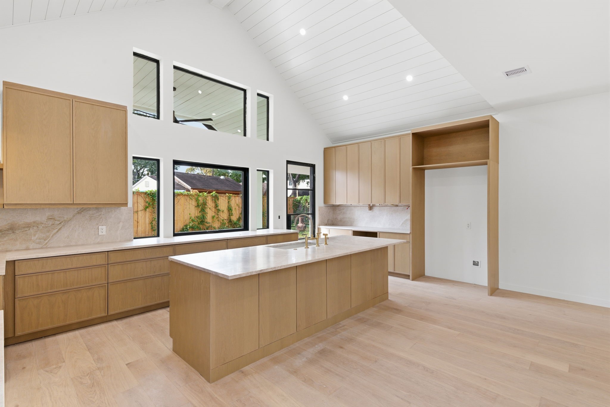 959 Althea Drive Houston, TX 77018 - Photo 16 of 50