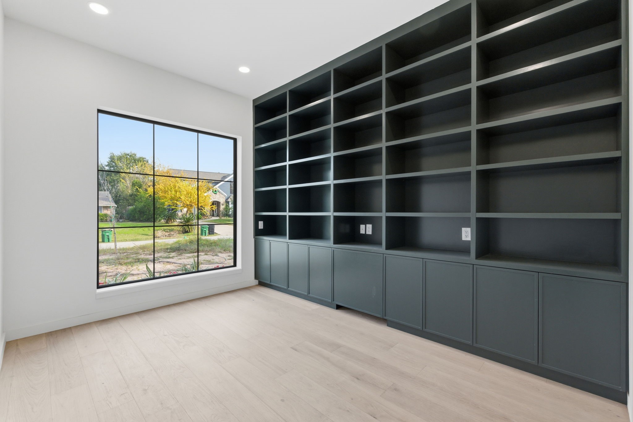 959 Althea Drive Houston, TX 77018 - Photo 9 of 50