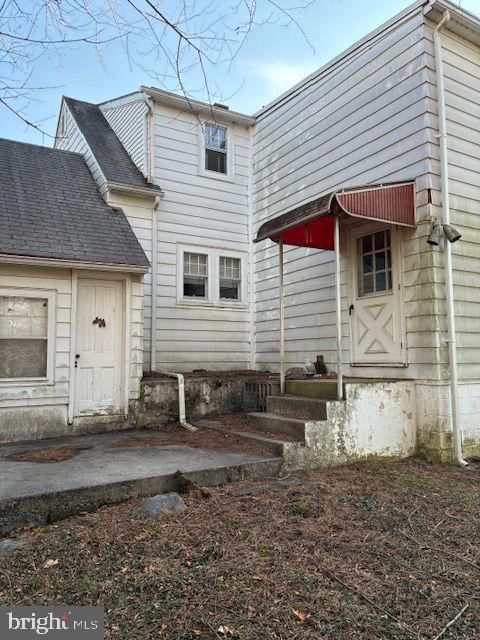 3185 Washington Street Lebanon, PA 17042 - Photo 4 of 47 BACK