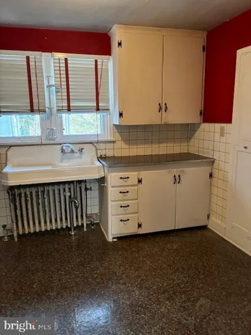 an empty room with closet