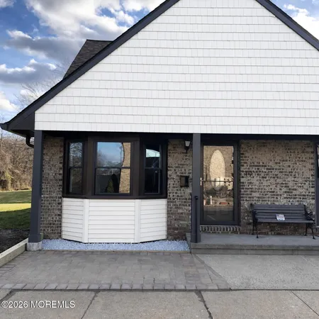 $2,200 | 19 Village Green Way, Hazlet, NJ 07730