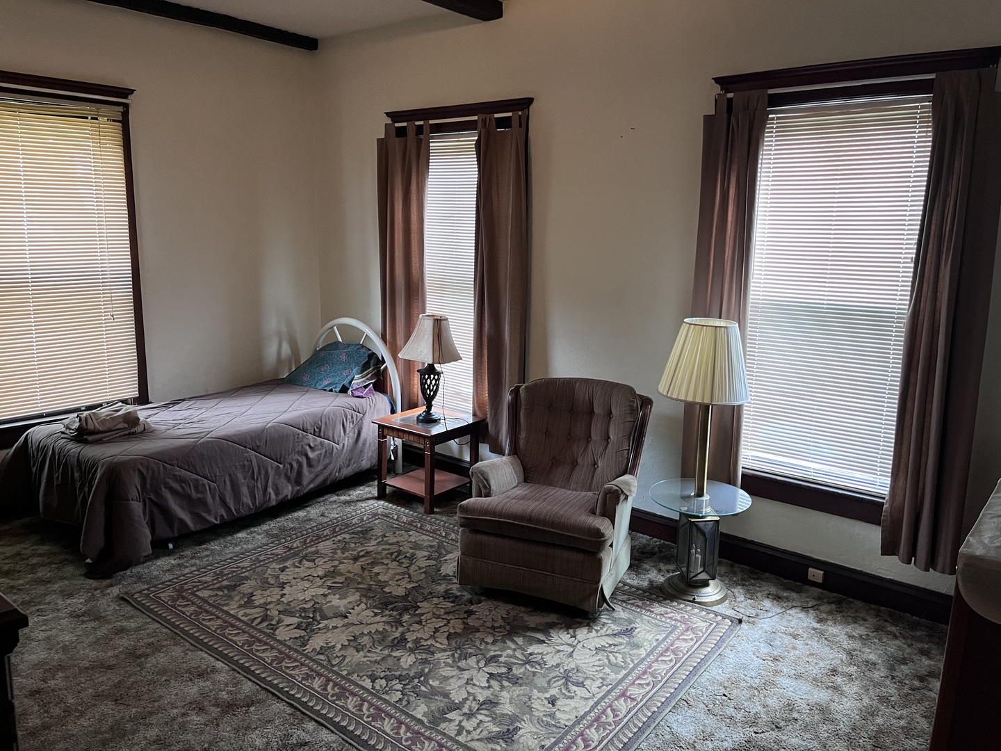 357 Oneida Street Joliet, IL 60435 - Photo 8 of 13