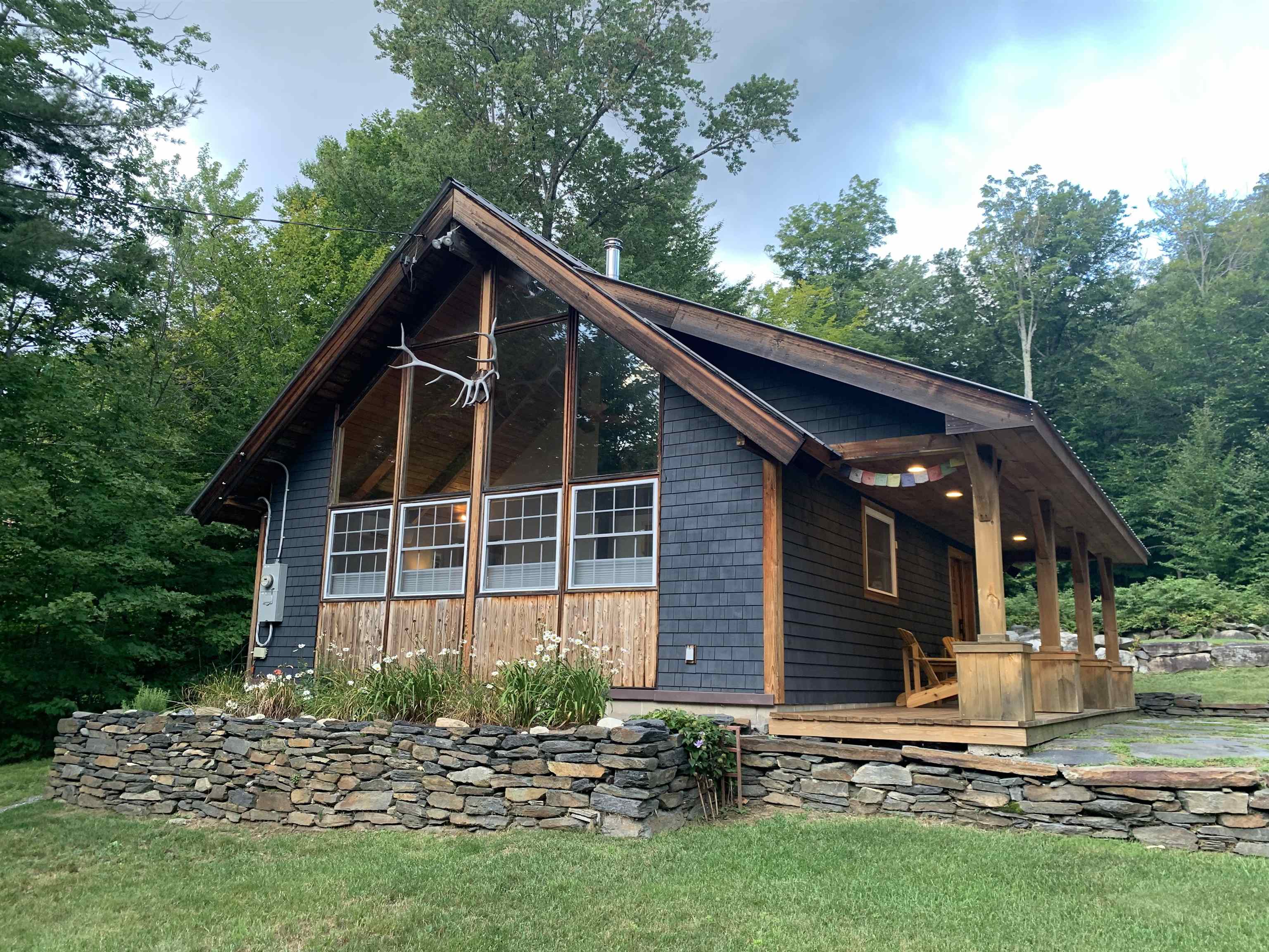 152 Timber Lane Wardsboro, VT 05360 - Photo 10 of 37 Gallery Image 10