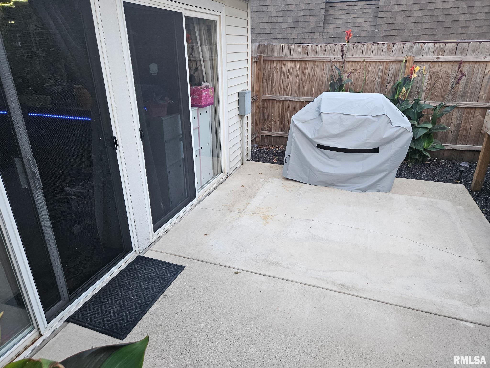 2208 Trowbridge Road Springfield, IL 62703 - Photo 5 of 11