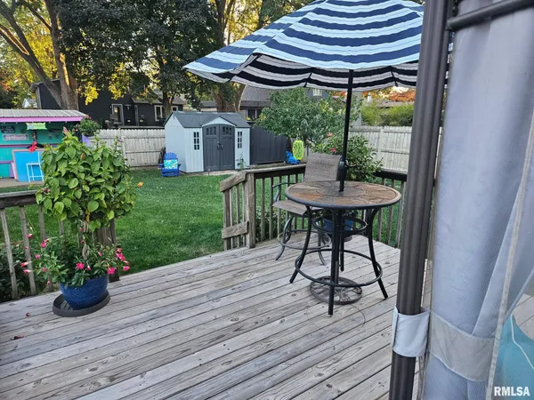 $300,000 | 2208 Trowbridge Road, Springfield, IL 62703