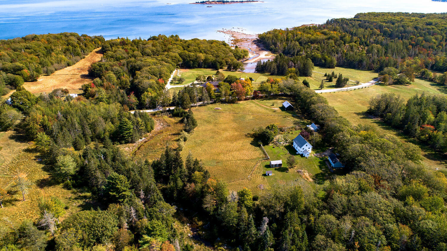 17 Woods Road Deer Isle, ME 04627 - Photo 18 of 32 17 Woods Road Deer Isle ME-large-006-005