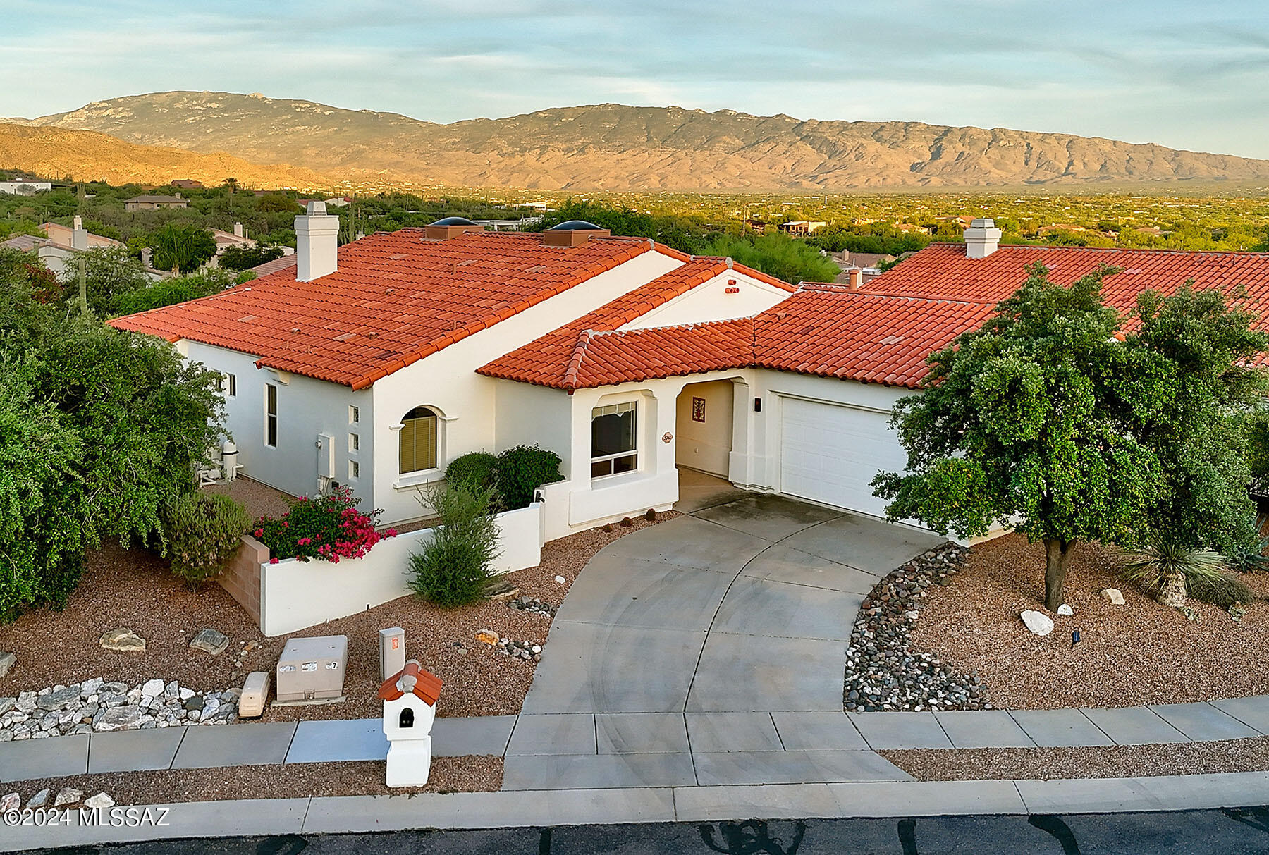 5362 North Ridge Spring Place Tucson, AZ 85749 - Photo 1 of 37 Gallery Image 1