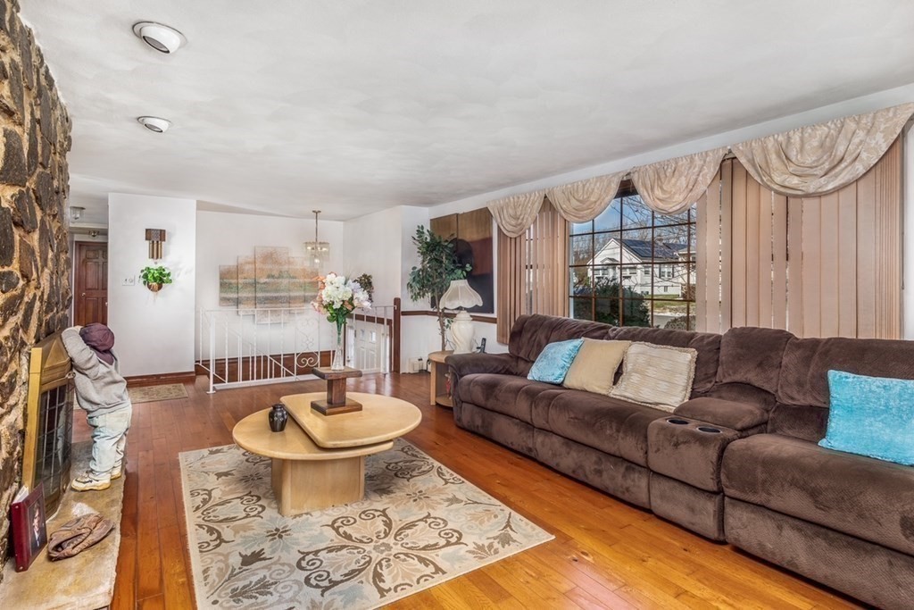 38 Clark Street Salem, MA 01970 - Photo 7 of 40