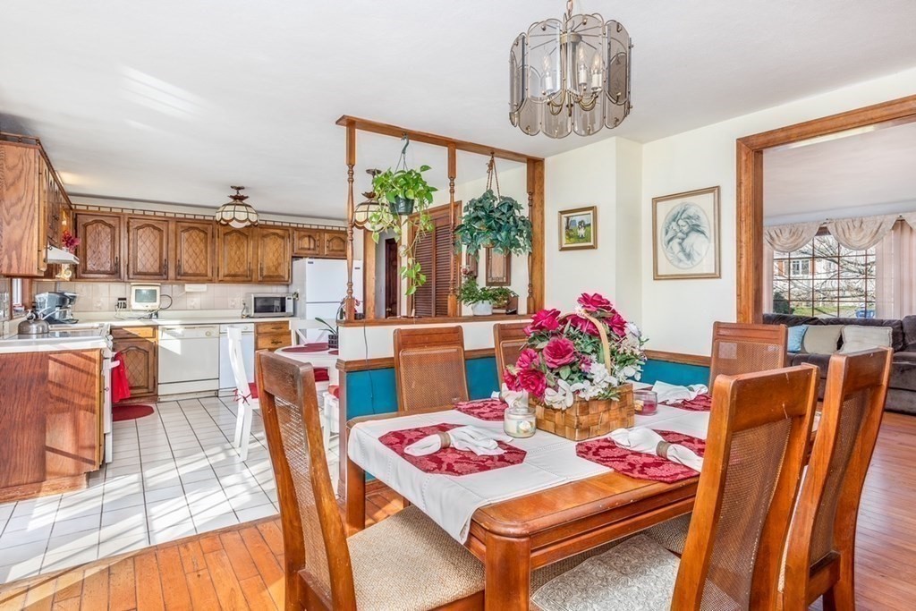 38 Clark Street Salem, MA 01970 - Photo 9 of 40