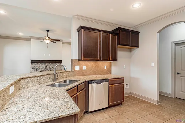 $340,000 | 10561 Creek Haven Lane, Denham Springs, LA 70726