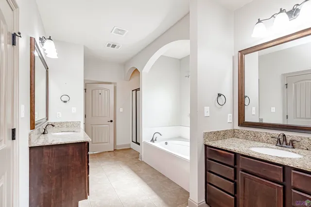 $340,000 | 10561 Creek Haven Lane, Denham Springs, LA 70726