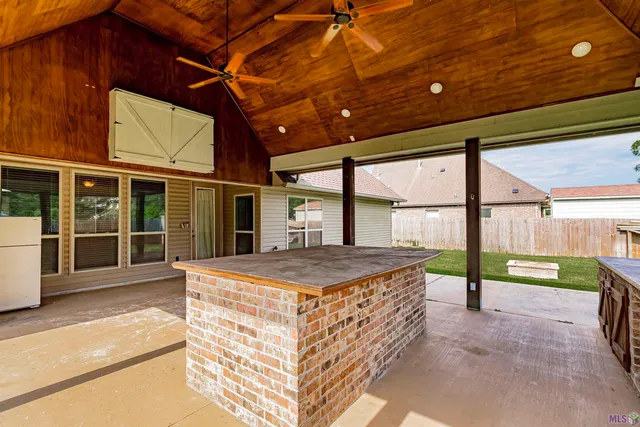 $340,000 | 10561 Creek Haven Lane, Denham Springs, LA 70726