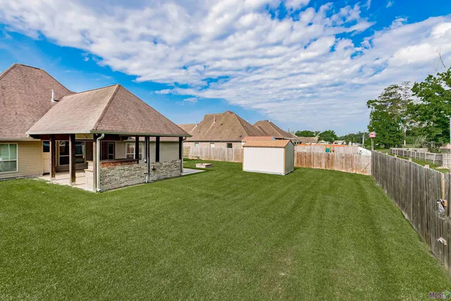 $340,000 | 10561 Creek Haven Lane, Denham Springs, LA 70726