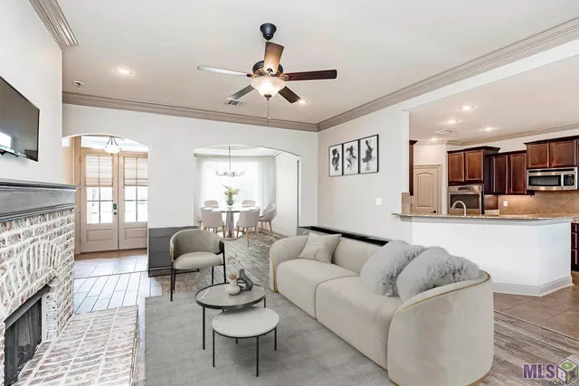 $340,000 | 10561 Creek Haven Lane, Denham Springs, LA 70726