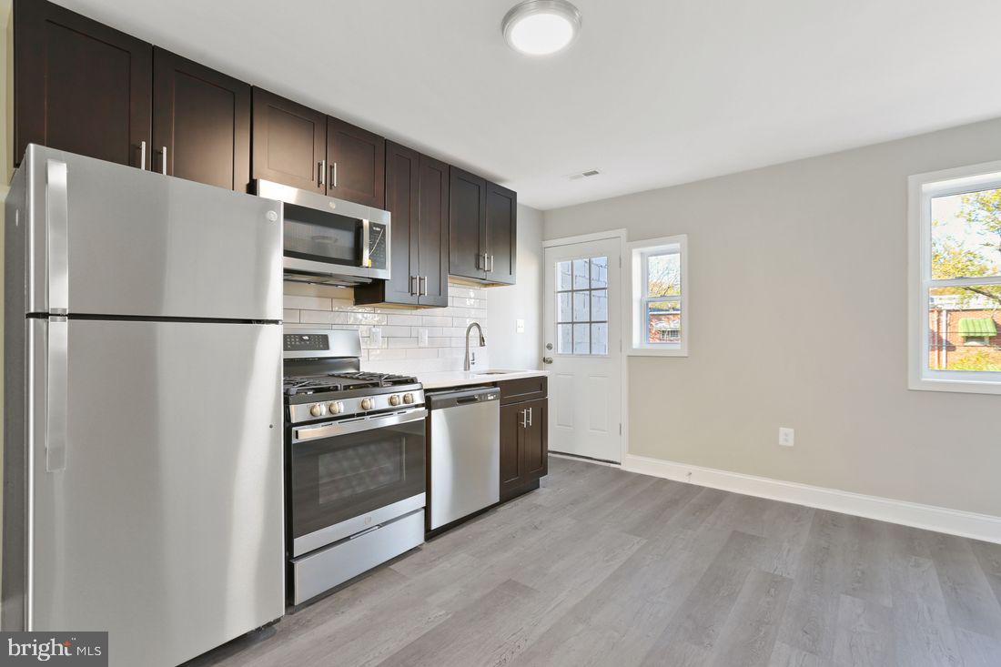 3908 8th Street Brooklyn, MD 21225 - Photo 7 of 17