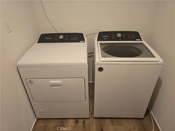 $3,485 | 22645 Burbank Boulevard, Woodland Hills, CA 91367