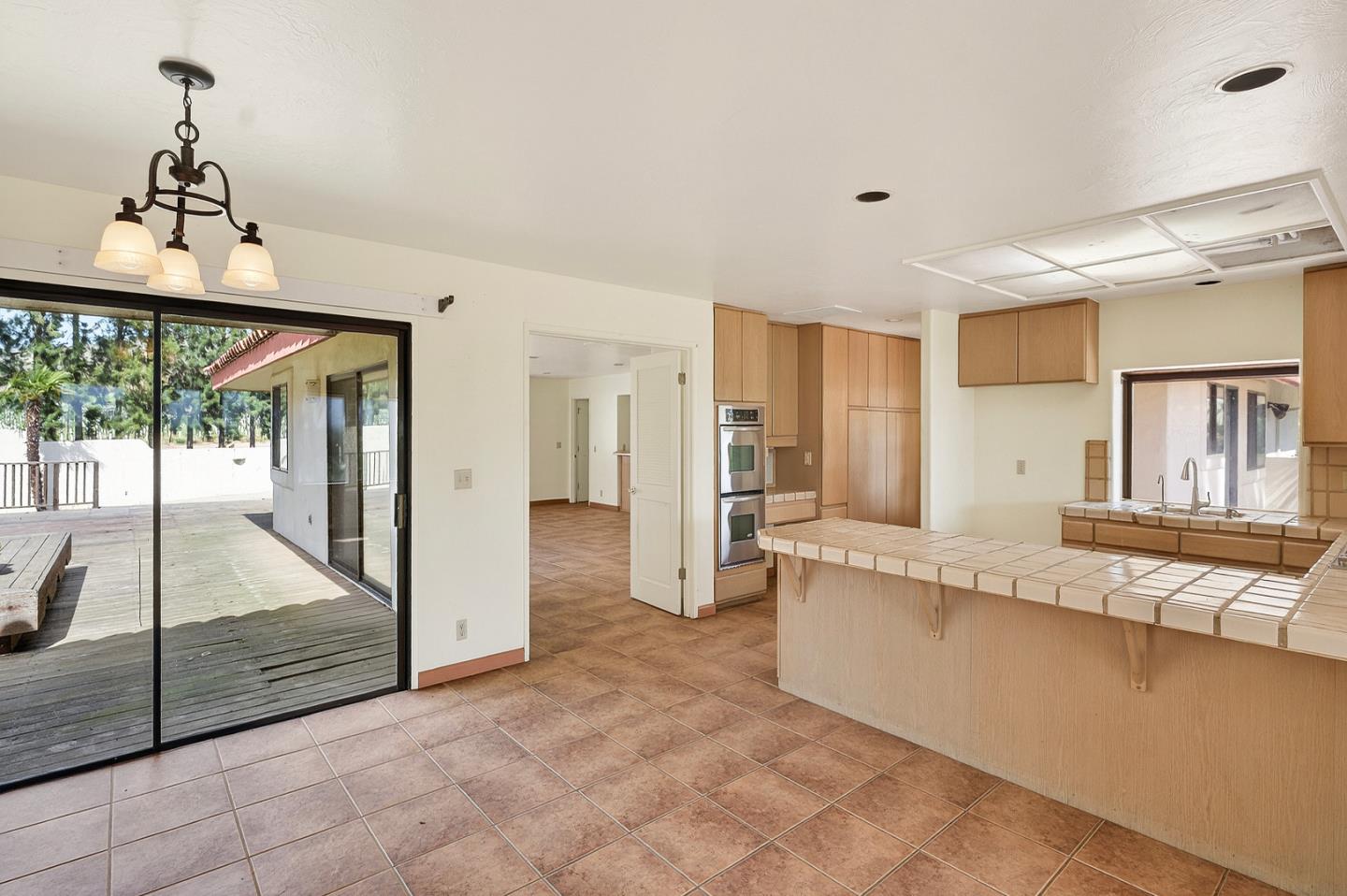 31021 Camphora Road Soledad, CA 93960 - Photo 16 of 54