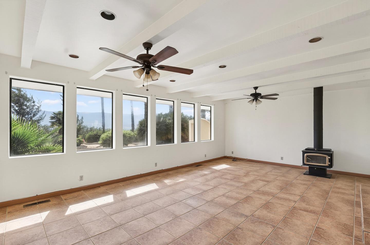 31021 Camphora Road Soledad, CA 93960 - Photo 18 of 54