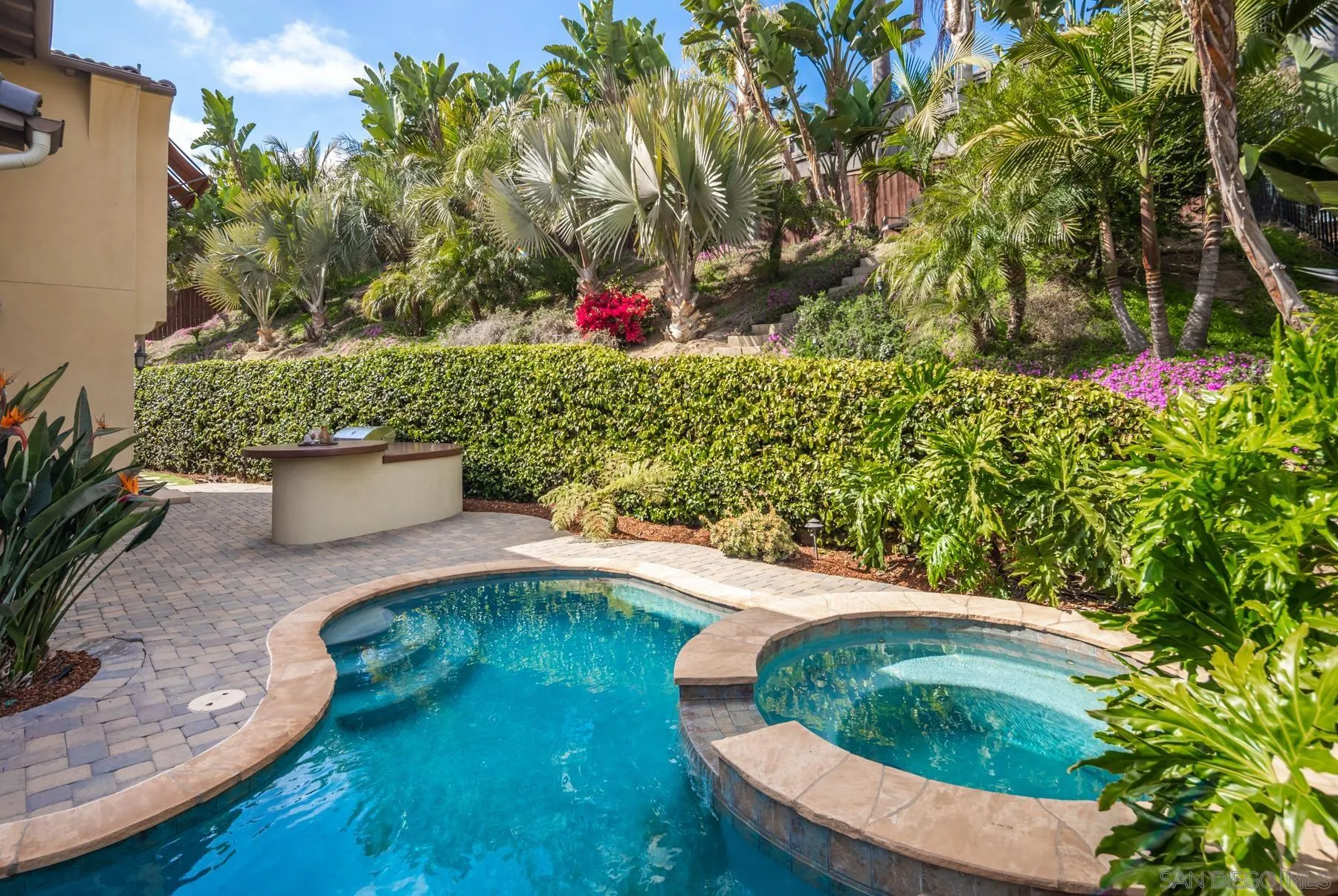 548 Quail Pointe Lane Encinitas, CA 92024 - Photo 25 of 30 a view of a backyard