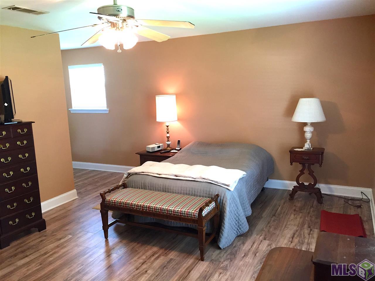 3039 Woodland Ridge Boulevard Baton Rouge, LA 70816 - Photo 8 of 10 Gallery Image 8