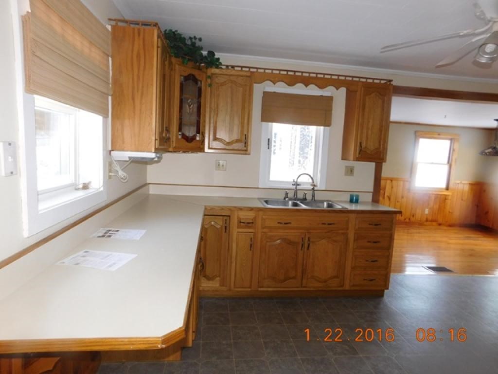 597 Pleasant Street West Rutland, VT 05777 - Photo 3 of 11 Gallery Image 3